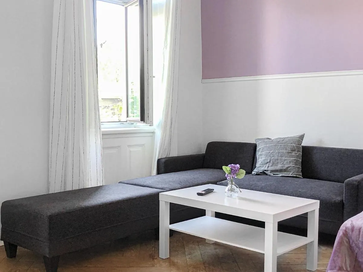 Commodious 2Br Apt. Near Akh-Perfect For Groups Vienna Appartamento