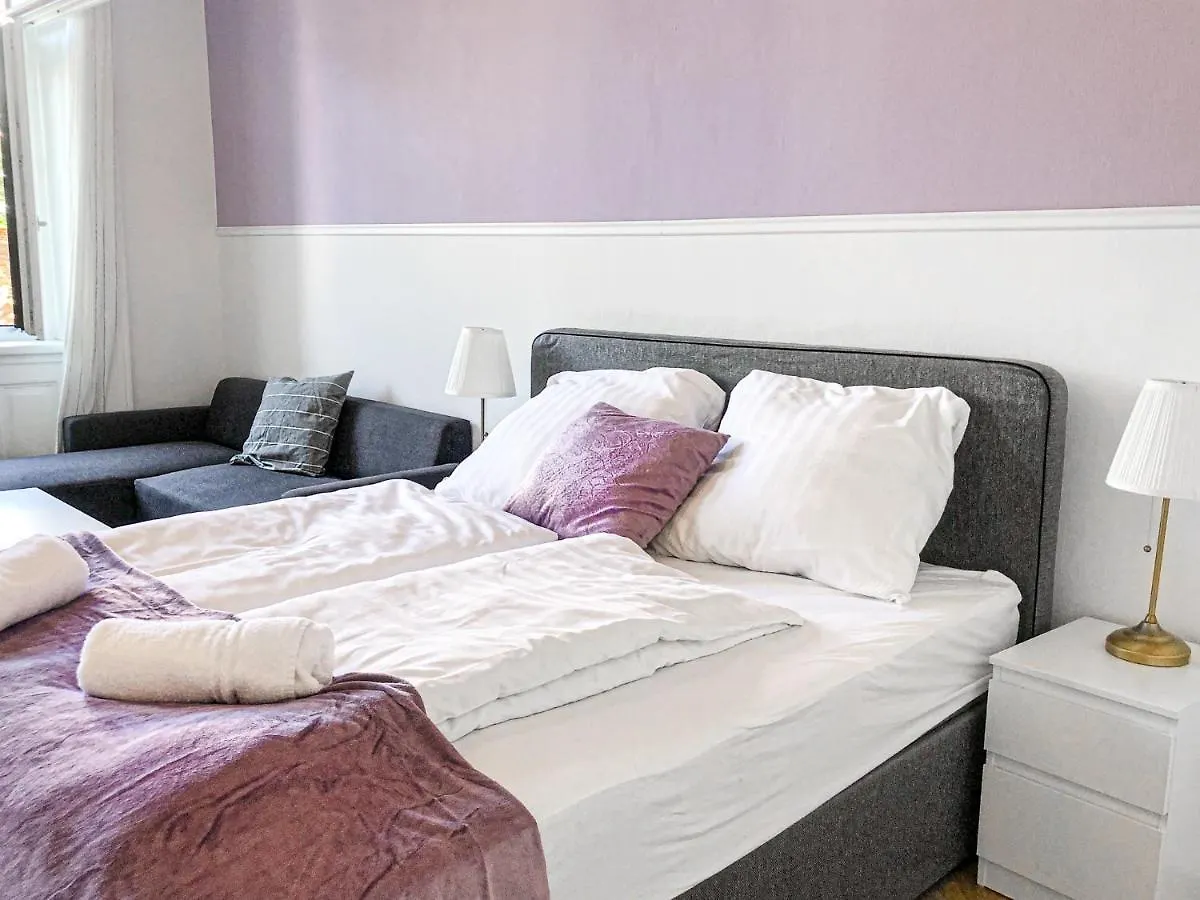 Commodious 2Br Apt. Near Akh-Perfect For Groups Vienna Appartamento