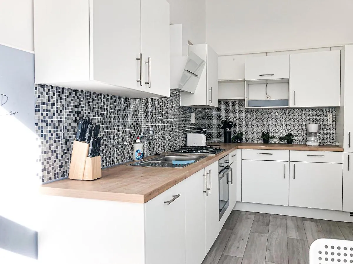 Appartamento Commodious 2Br Apt. Near Akh-Perfect For Groups Vienna